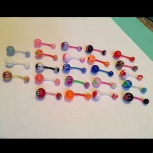 NWOT 23 Plastic Belly Button Rings